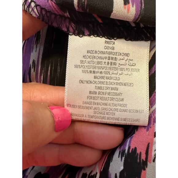 BCBGeneration multicolor print short sleeves high low blouse size Medium - Picture 4 of 11